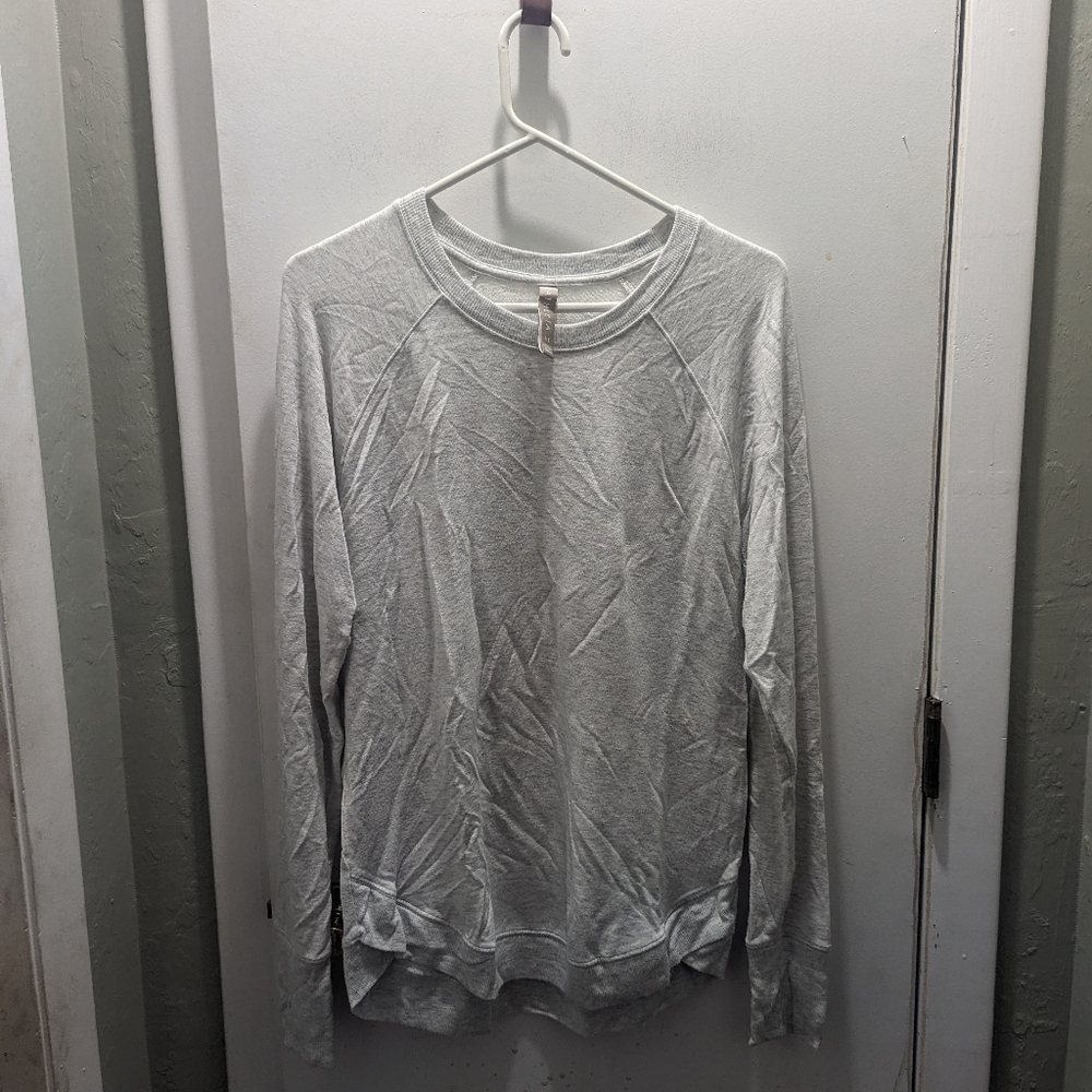 Athleta Shirt Womens MT Gray Uptempo Top Long Sleeve Crew Neck Soft Athletic